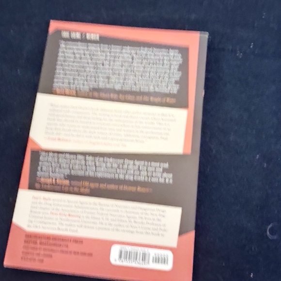 Hot Shots and Heavy Hits Tales of An Under Cover Drug Agent - Picture 2 of 2